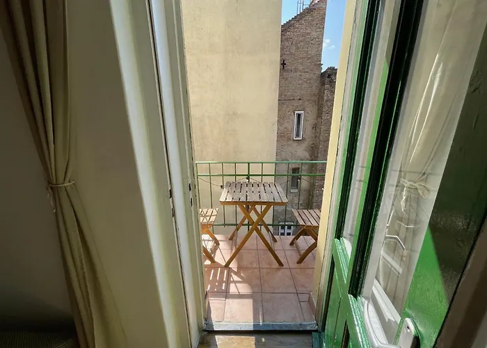 Erkel Apartman *
